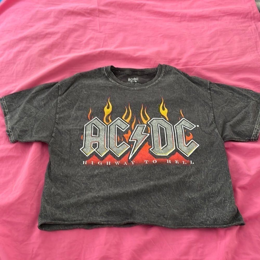 AC/DCย highwayโto hell crop top tee shirt
